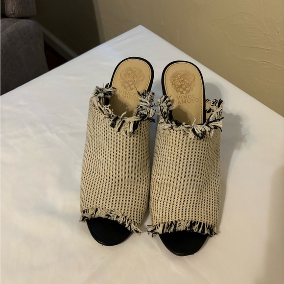 Mules - Picture 1 of 5